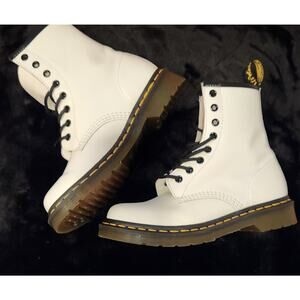 Dr. Martens Air Wair Lace Up‎ Combat Boots White 11821 Womens 6 Men's 5